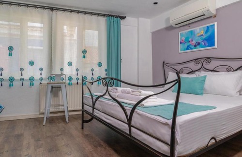 Bozcaada Hotel | Bertiz Mignon