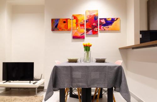 Historic Centre Apartment | Bertola 17, centrale, stazione by HAPPYHOSTORINO