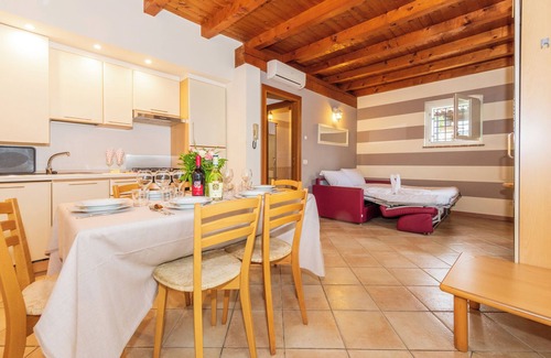 San Benedetto di Lugana House | Bertoletta Village Apartments