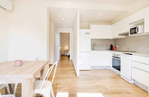 Besalu Apartment | Besalú 2-2 Newly renovated apt in the old town