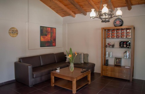 Chacras de Coria House | Besares 722