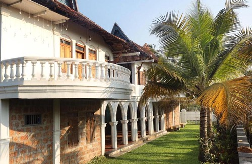 Alappuzha House | Beside The River
