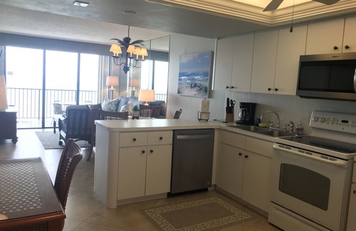 Marco Island Condo | BEST BEACH LOCATION, JUST STEPS TO SOFT, SANDY BEACH w AWESOME TOP FLOOR VIEWS