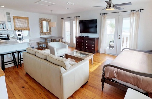 St. Augustine Beach House | 💲BEST BEACH💲 Gorgeous Ocean Views - Renovated Like POTTERY BARN - Beach Steps Away