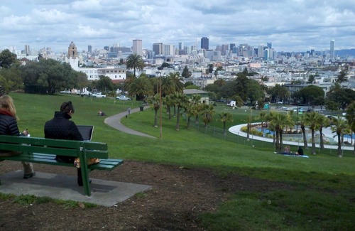 Dolores Heights Apartment | Best Castro Location 1 Bedroom w/Washer and Dryer in Unit, Gourmet Kitchen