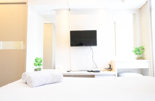 Gubeng Apartment | Best Choice And Strategic 1Br Apartment At Trillium Residence