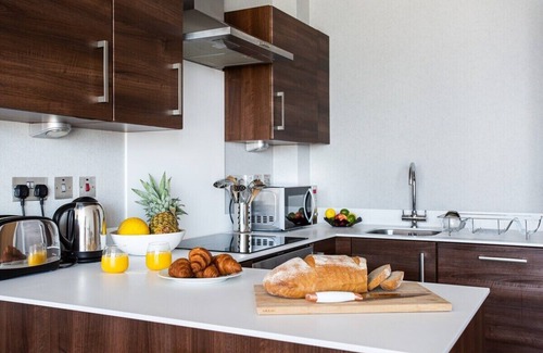 Belfast City Centre Apartment | Best City Views, Sleeps 6, Fabulous Interiors