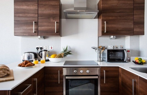 Belfast City Centre Apartment | Best City Views, Sleeps 6, Fabulous Interiors