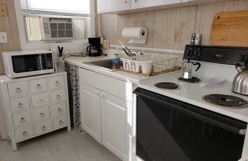 Delray Beach Cottage | Best Cottage to Beach, Shop, Dine, Relax