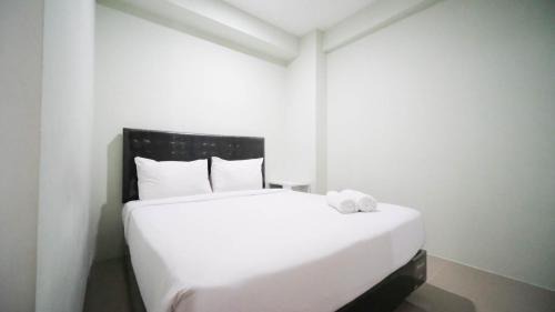 Surabaya Apartment | Best Deal and Homey 2BR at Bale Hinggil Apartment By Travelio