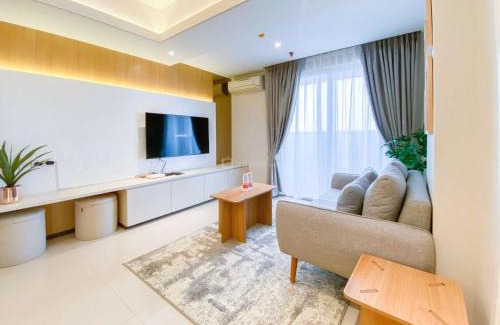 Semarang Apartment | Best Deal and Strategic 2BR Marquis de Lafayette Apartment By Travelio