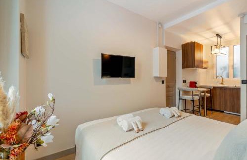 Plaisance Apartment | Best deal studio Paris