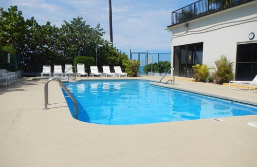 Makaha Condo | Best Kept Secret on Oahu !