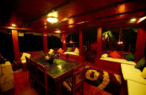 Alappuzha Boat Rental | Best Kerala Houseboat