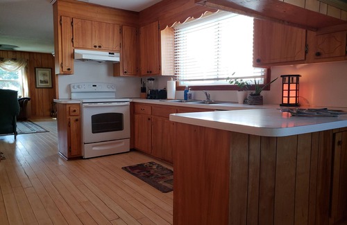 Isle of Palms House | Best Large 9 Bedroom Vacation Rental Value on Isle of Palms!