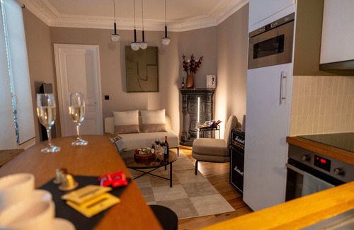 Enfants-Rouges Apartment | Best life in Paris