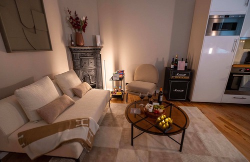 Enfants-Rouges Apartment | Best life in Paris