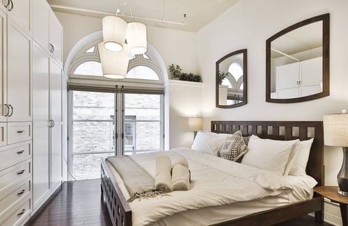 Old Montreal Apartment | Best Location 3Bdrs/3Bath Old Mtl/PoolTable/8guest