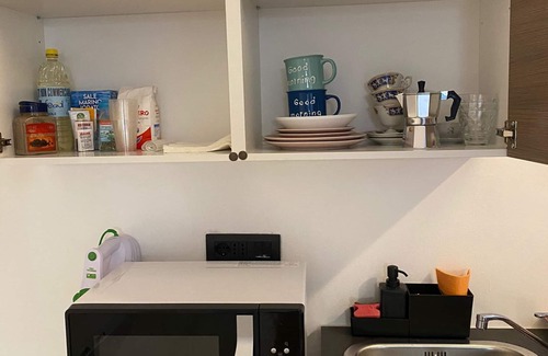 San Donato - Campidoglio Apartment | Best location , 7 buses connections and 6min walking from Metro , shopping an