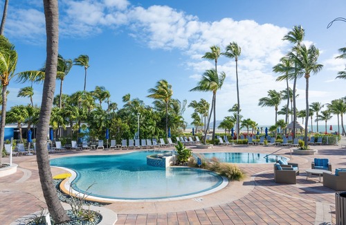 Islamorada House | Best Location! Beachfront Property with Outdoor Pool, Pets are Welcome!