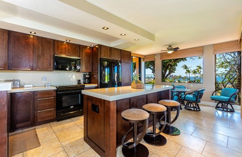 Wailea Condo | Best Location @ Ekahi. year round sunsets from lanai, stroll to the Beach