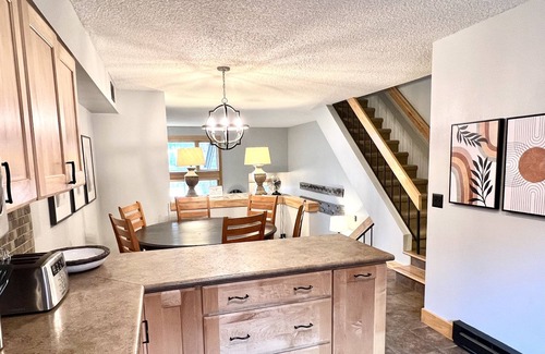 Peak 9 House | Best location in all Breckenridge! True Ski-In, Ski out, Walk to Town! Amazing!