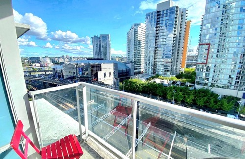 Central Condo | Best Location in Downtown Vancouver!