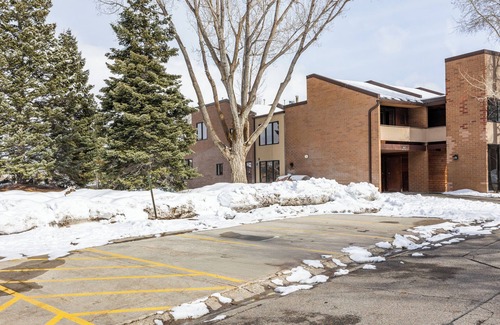 North Park City Apartment | Best location in Park City with Private Entrance, Saunas and Hot Tubs!