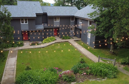 North Troy Condo | Best Location @ Jay: 2024 Remodel, Ski-in/Out by Waterpark, Tram, Ice Rink