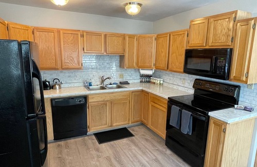 Ouray Condo | Best Mtn Amphitheater&fireworks views from PRIVATE DECK-1200MGPS-River-BBQ yes!