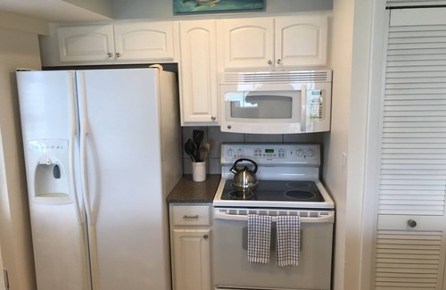 Tavernier Condo | BEST Ocean Views All Rooms Building 4, 4th floor! Largest - End Unit, Quiet !