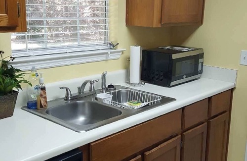 Savannah Cottage | Best Of Both Worlds ~Tybee Island~Historic Savannah