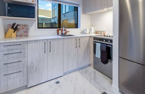 Christchurch City Centre House | Best of Central Christchurch 2 bed 2 bath