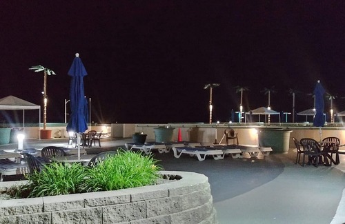 Wildwood Crest Condo | Best of Wildwood Ocean Front And Boardwalk Front Condominium | Pro. Cleaned
