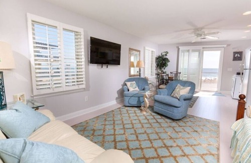 South Rehoboth Apartment | BEST on the Boardwalk this Studio sleeps 4 and has great Smart TV& PARKING
