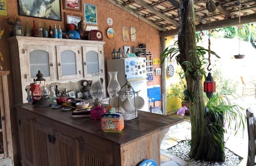 Centro Comercial House | Best option in Ilhabela. Beautiful house, close to restaurants and shopping.