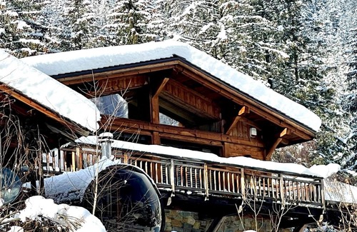 Chamonix-Mont-Blanc Ski Chalet | Best Panoramic View in Chamonix - Scenic Sauna/Outdoor Jacuzzi - Must See!