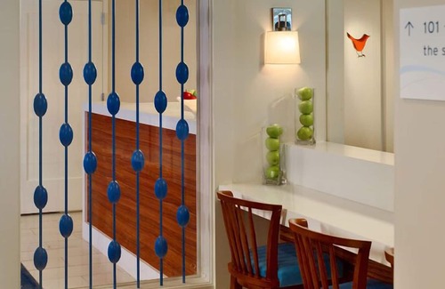 Parsippany House | Best Place to Stay in Parsippany! Large Unit with Free Parking! Pet-Friendly!