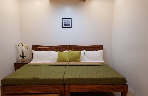 Alfonso Bed & Breakfast | Best place for staycation and for wedding preparation or attending events nearby