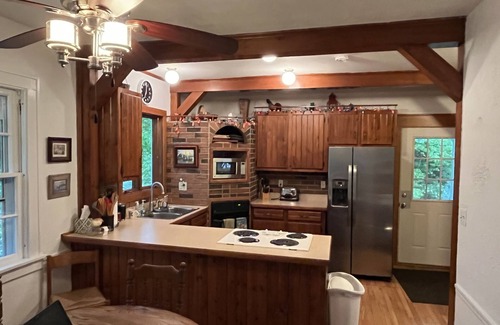 Saugatuck House | Best Place in Town! Summer Filling Fast! Spectacular Fall Getaways Are The Best!