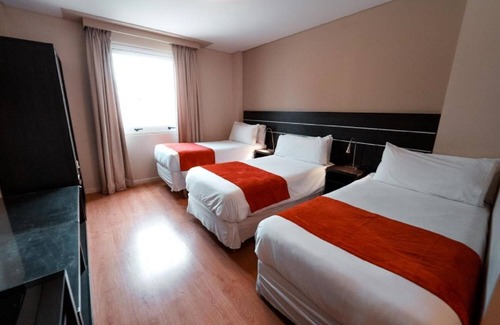 El Centro House | Best Place to Stay in Buenos Aires! Close to Parque Intercontinental Plaza
