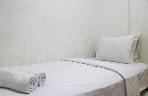Pluit Apartment | Best Price and Strategic 2BR Green Bay Pluit Apartment By Travelio