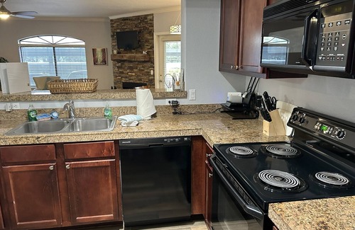 North Scottsdale Condo | Best Scottsdale Location - Great Amenities