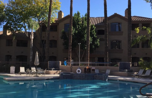 North Scottsdale Condo | Best Scottsdale Location - Great Amenities