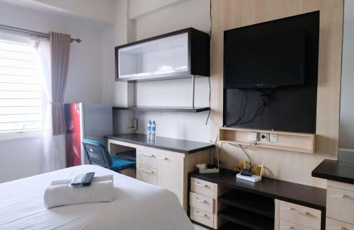 Cileunyi Apartment | Best Studio Apartment at Pinewood Jatinangor By Travelio