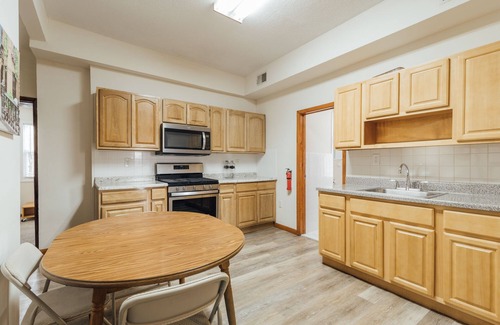 North Ironbound Apartment | Best value ironbound/newark mins 2 NYC, EWR