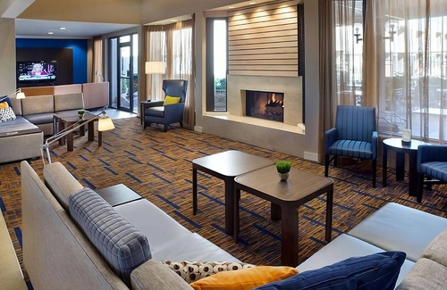 Mayo Clinic Hotel | Best Value, Quality Stay! w/Pool, Near Rio Montana Park, Pet-Friendly