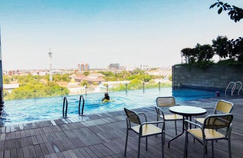 Surabaya Apartment | Best View 2BR Apartment at Tamansari Papilio By Travelio