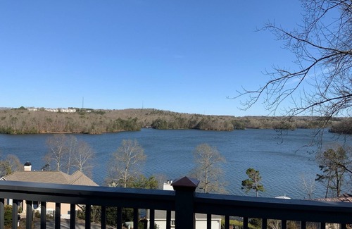 Gainesville House | Best View on Lake Lanier