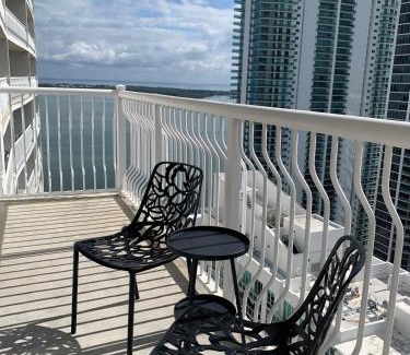 Brickell Apartment | Best views, 2 balconies, 2 bedrooms, pool, gym, parking